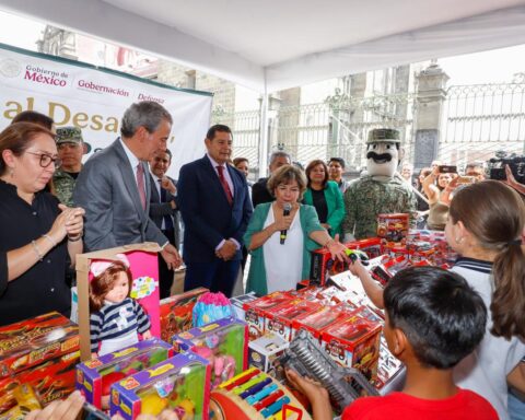 Con desarme voluntario, Gobierno federal y estatal impulsan construcción de la paz