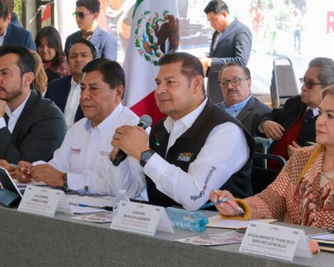 Con transparencia histórica y presupuesto eficiente, Gobierno de Puebla continúa con pavimentación y rehabilitación de carreteras