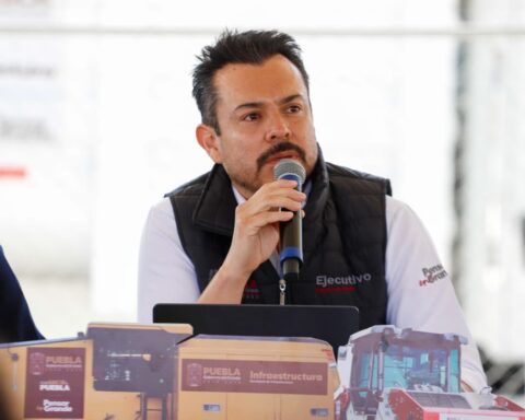 Gobierno estatal reconstruye la 12 oriente por indolencia de gestiones del pasado