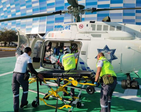 PACIENTE CON QUEMADURAS RECIBE TRASLADO AÉREO DESDE CHIAUTLA DE TAPIA