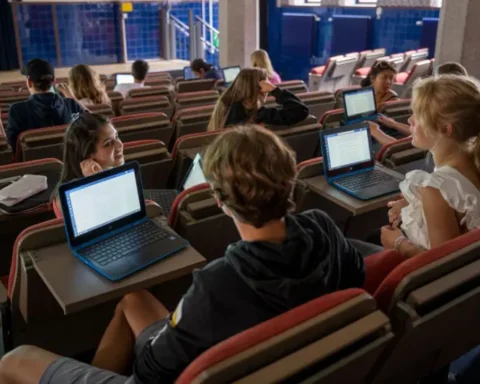 Suecia y el retorno a las aulas analógicas: ¿Evolución o retroceso?