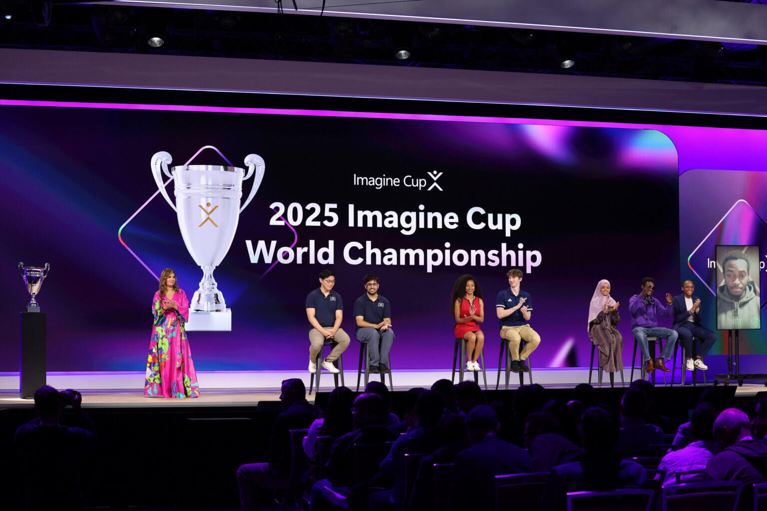 El Ecosistema Global de Startups Estudiantiles: Innovación, IA y el Arte del "Pitch" en la Imagine Cup 2026