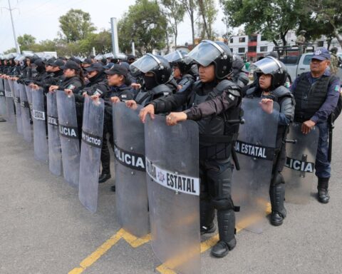 Más de mil 780 elementos vigilarán partido entre Perú y España