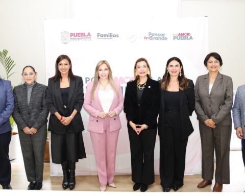 SEDIF Y CONSEJO COORDINADOR DE MUJERES EMPRESARIAS FORTALECEN DESARROLLO INTEGRAL DE LAS POBLANAS