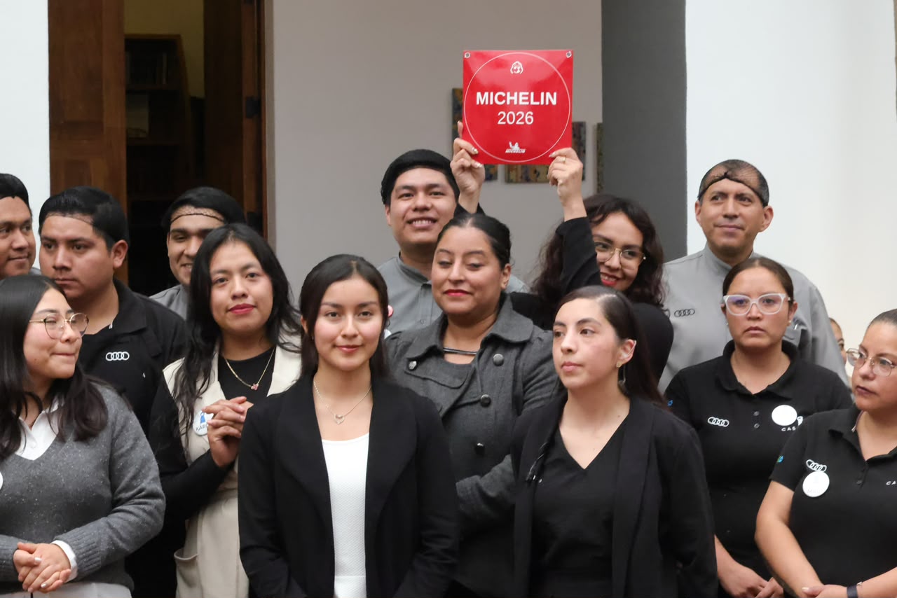 GOBIERNO DEL ESTADO ENTREGA PLACAS MICHELIN 2026 A RESTAURANTES POBLANOS RECONOCIDOS