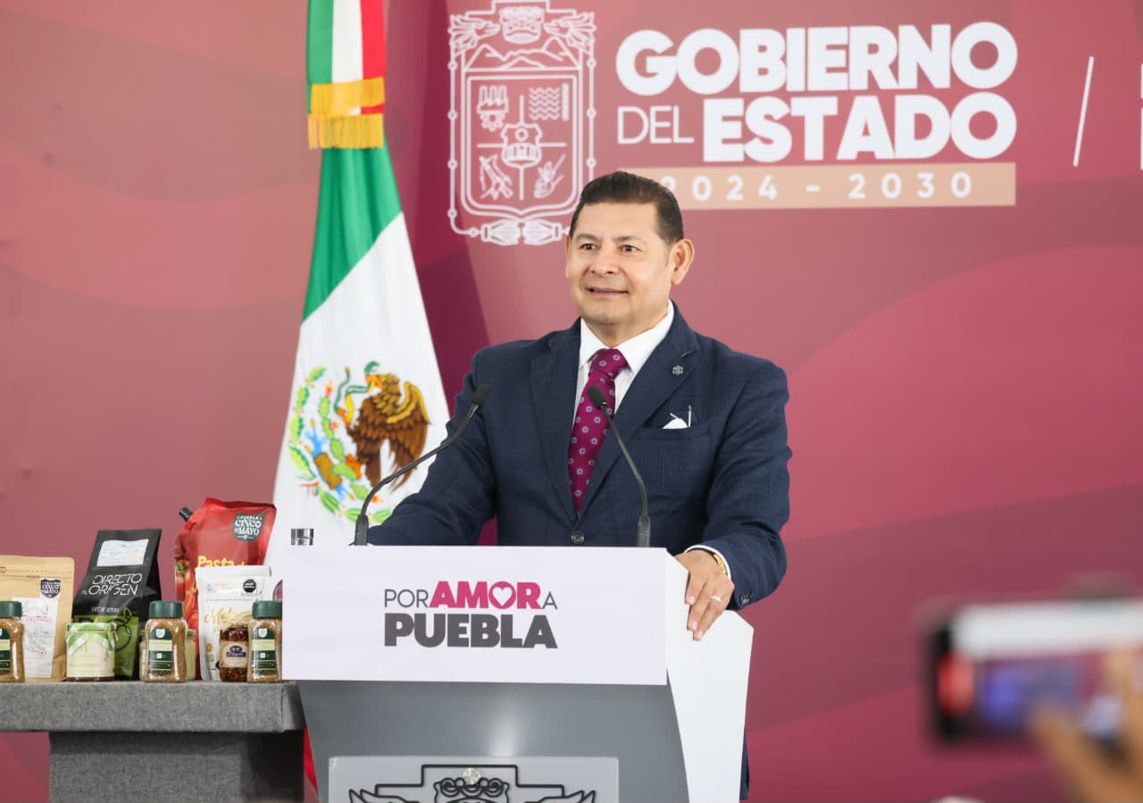 GOBIERNO ESTATAL OTORGA IMPULSO HISTÓRICO A ORGANIZACIÓN COMUNITARIA