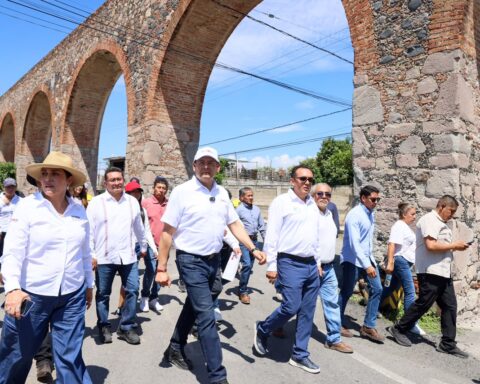 TRANSFORMA GOBIERNO ESTATAL CONECTIVIDAD REGIONAL MEDIANTE RECUPERACIÓN CARRETERA EN LA MIXTECA