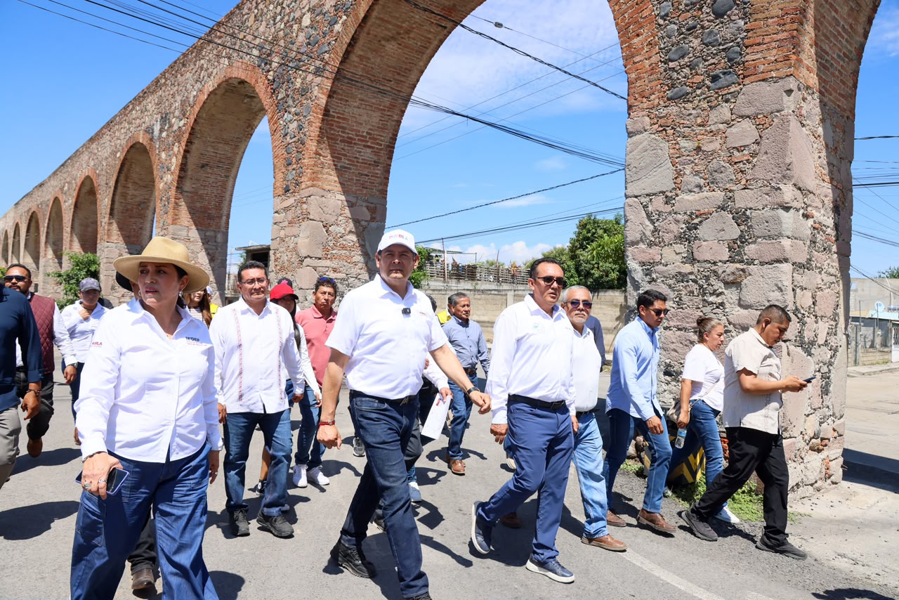 TRANSFORMA GOBIERNO ESTATAL CONECTIVIDAD REGIONAL MEDIANTE RECUPERACIÓN CARRETERA EN LA MIXTECA