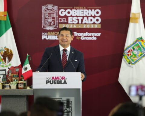 MODERNIZACIÓN DEL AEROPUERTO HERMANOS SERDÁN PROYECTA A PUEBLA HACIA 2030: ARMENTA MIER