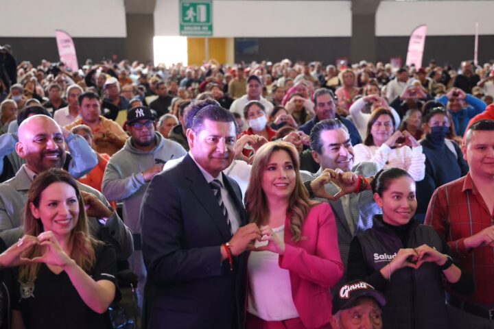 Hospital itinerante acerca servicios de salud de manera integral y gratuita: Armenta Mier.