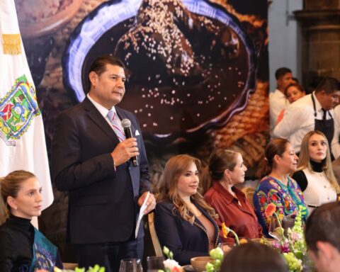 MOLE POBLANO, SÍMBOLO DE IDENTIDAD Y PATRIMONIO GASTRONÓMICO ANTE EL MUNDO