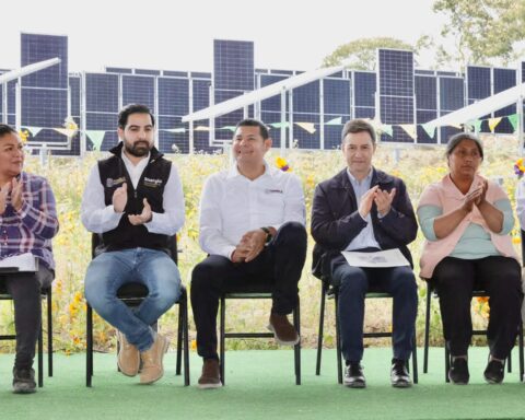 PRIMER SISTEMA AGROVOLTAICO DEL PAÍS EN PUEBLA, GOBIERNO ESTATAL MARCA PRECEDENTE
